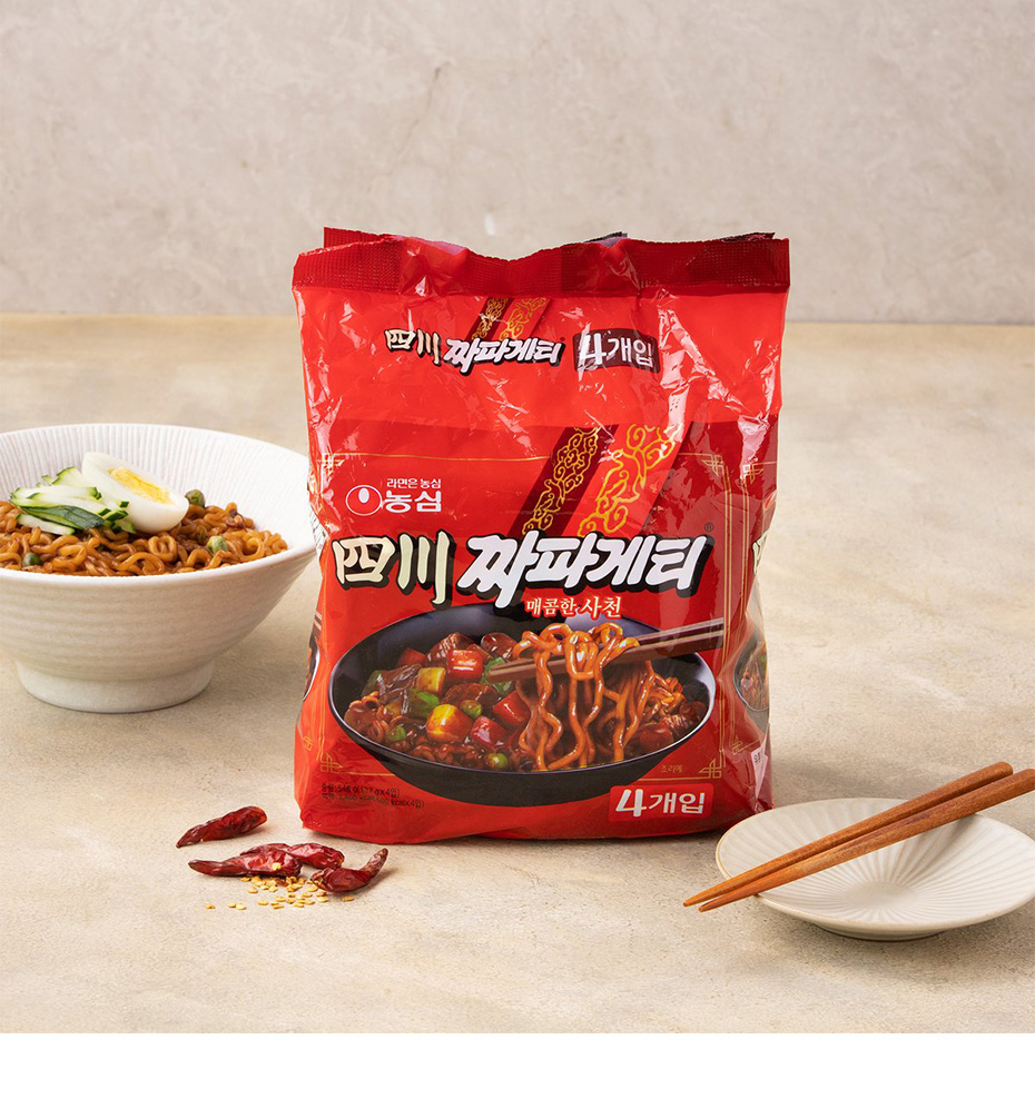 農心] 四川チャパゲティ / 137g×4個入りパック 辛口 四川チャジャン麺